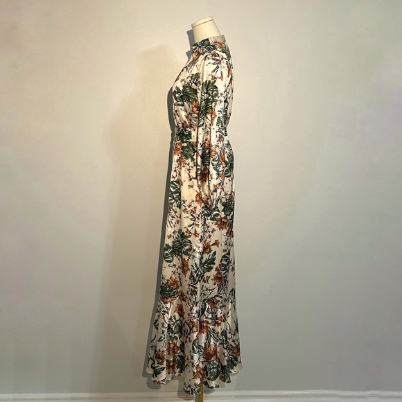 Veiled Collection Dress - Picture 2 of 4